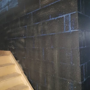 Blowerproof roof wall join